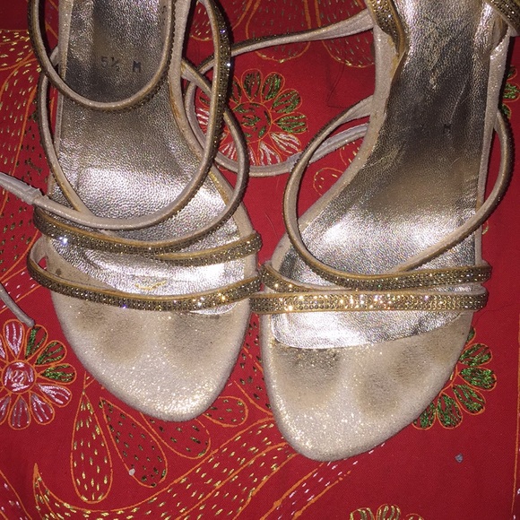 Swarovski Crystals Stuart Weizman Heels - Picture 4 of 6